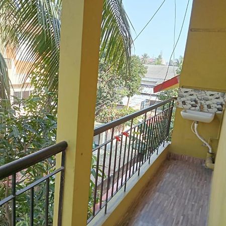 Moon View Homestay กูวาฮาติ ภายนอก รูปภาพ