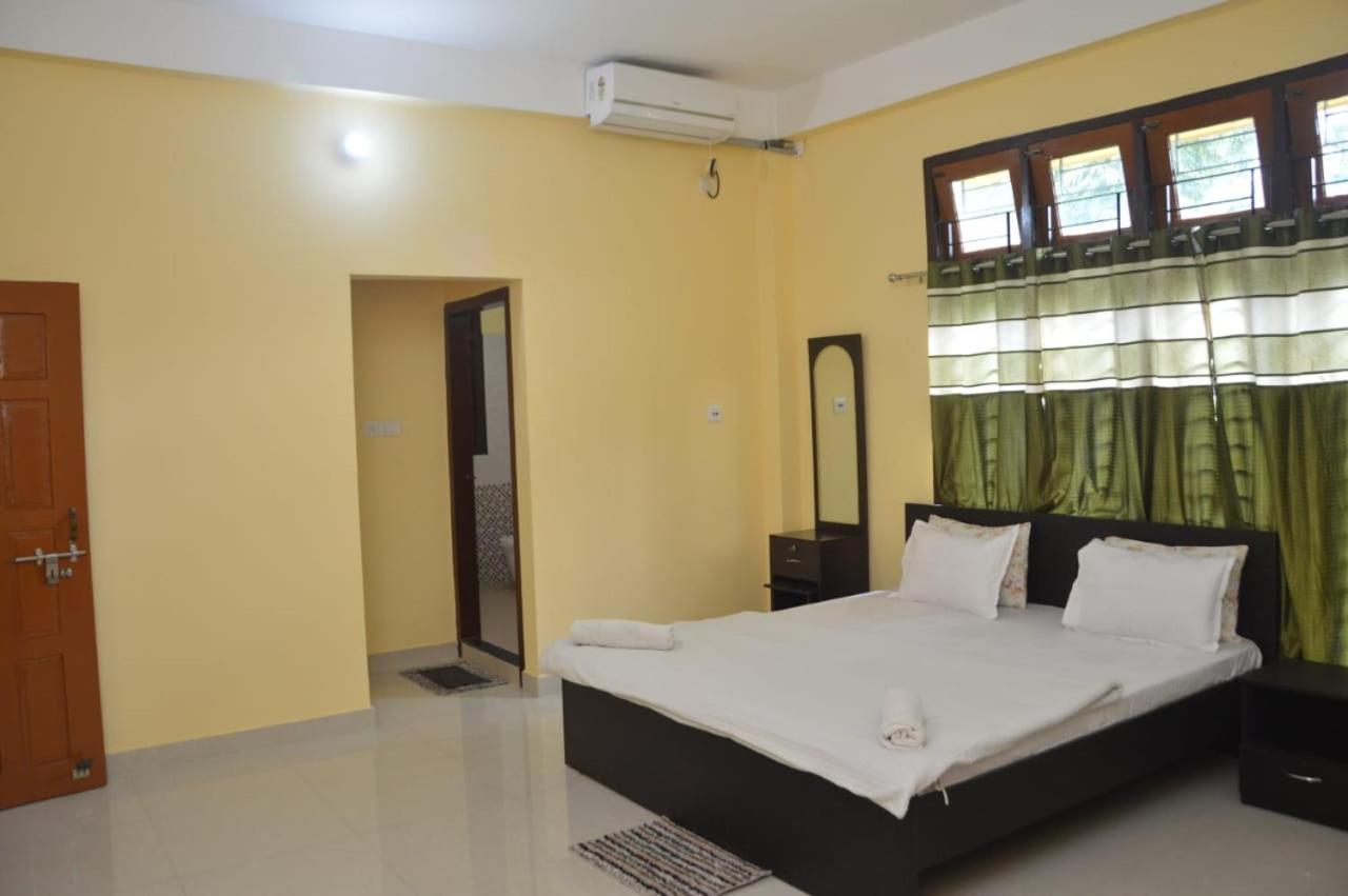 Moon View Homestay กูวาฮาติ ภายนอก รูปภาพ